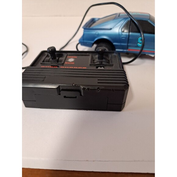 Instant Auto-change Model 8527-C Robot Toy In Working Condition - Picture 5 of 11